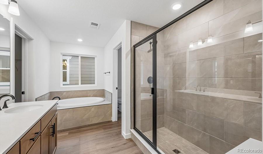 MLS Image #14 for 9232  telluride court,commerce city, Colorado