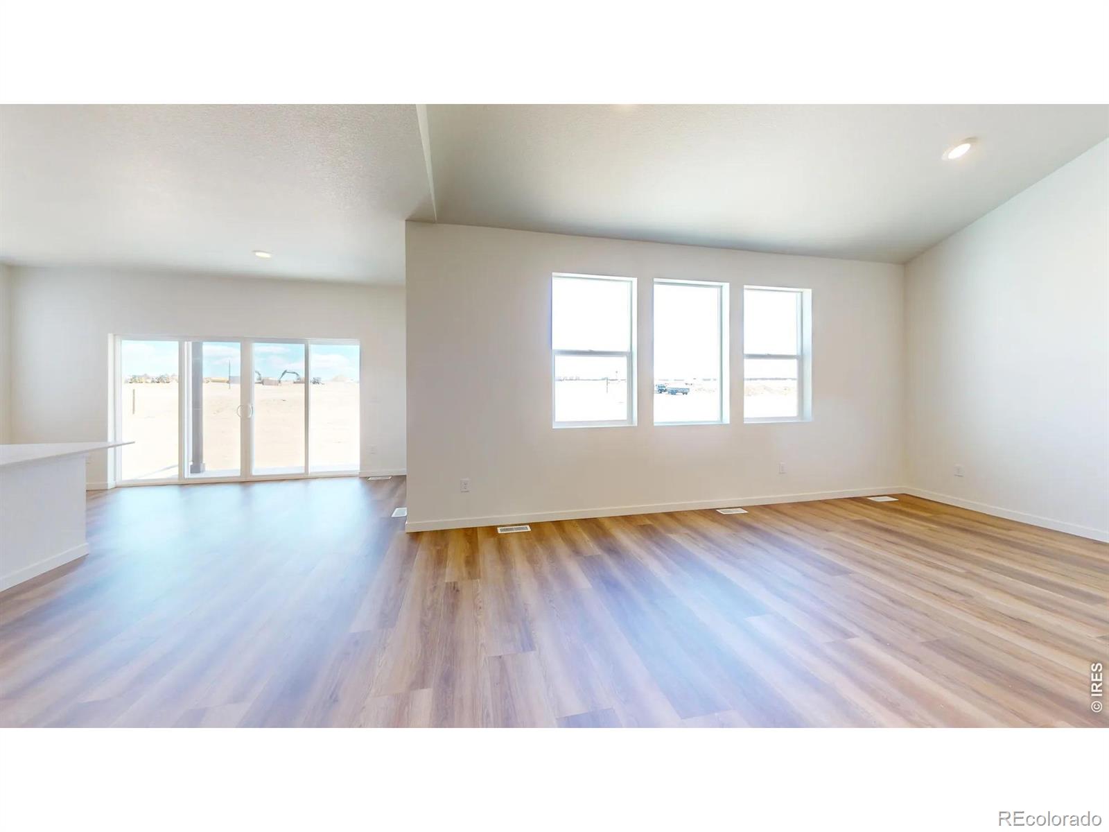 MLS Image #3 for 510  lexi lane,hudson, Colorado