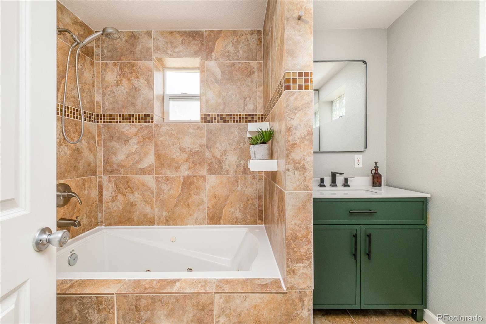 MLS Image #14 for 3428 n steele street,denver, Colorado