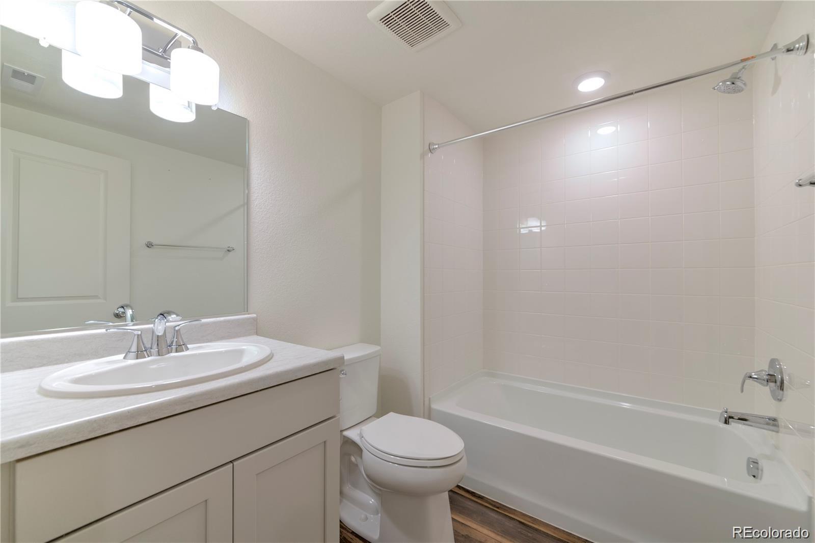 MLS Image #9 for 6253 n liverpool street,aurora, Colorado