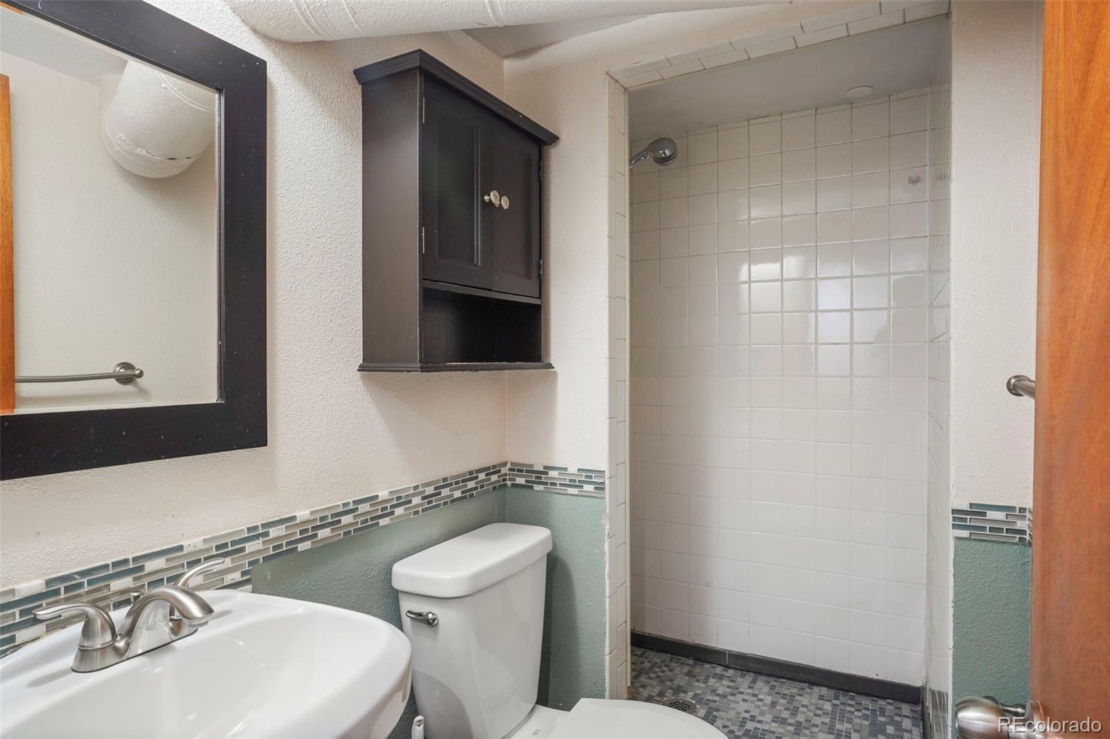 MLS Image #17 for 2665 s king street,denver, Colorado