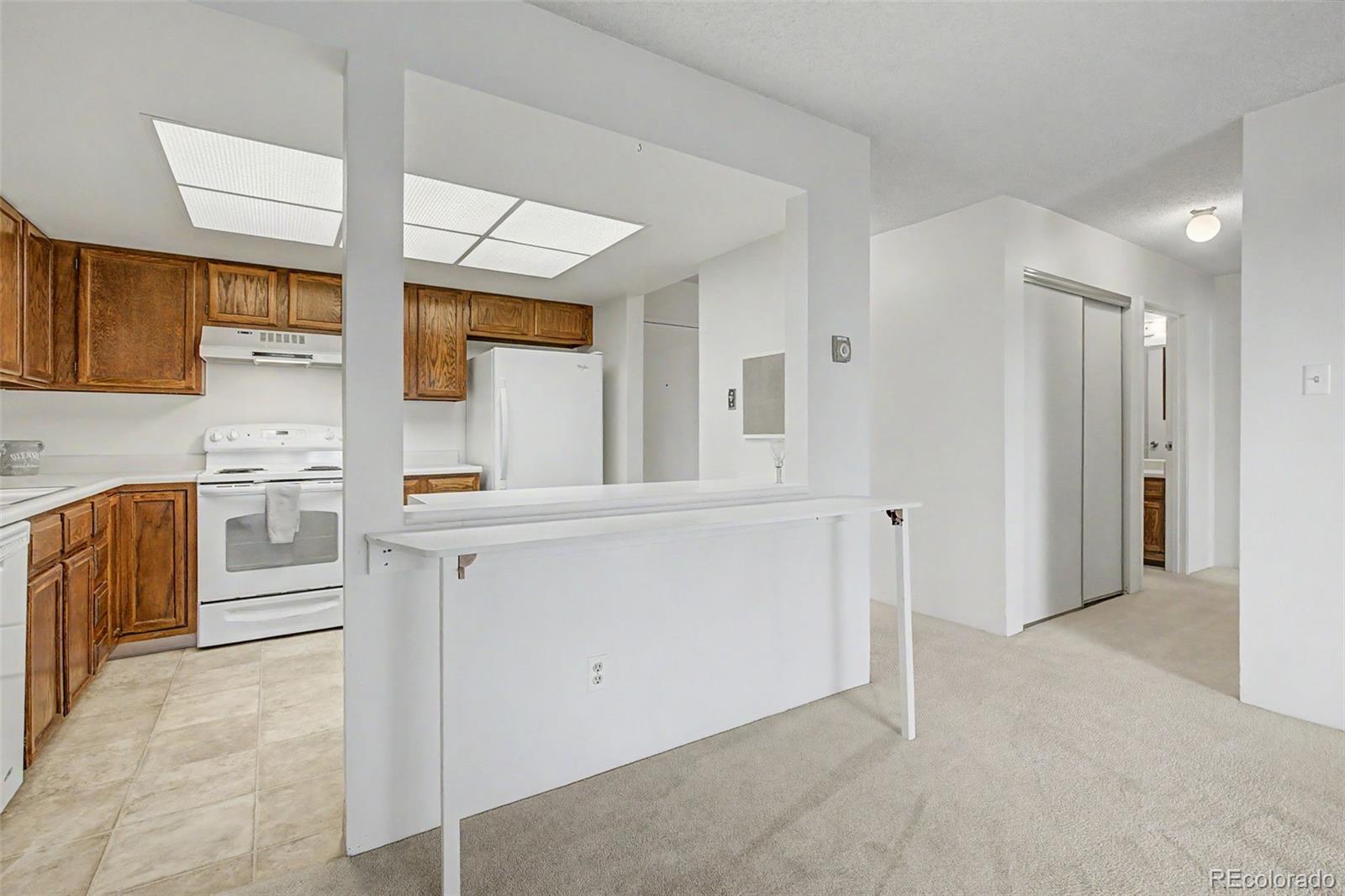 MLS Image #11 for 13992 e marina drive 505,aurora, Colorado