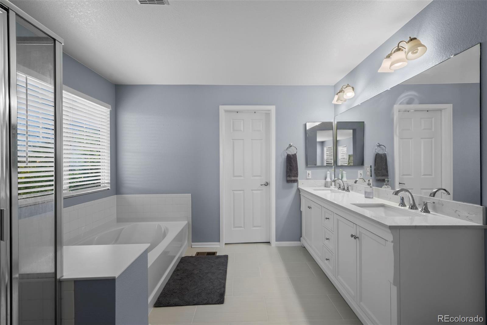 MLS Image #14 for 214 n flat rock street,aurora, Colorado