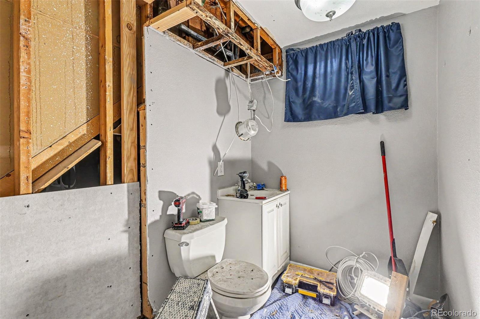 MLS Image #18 for 1680 e 112th place,denver, Colorado