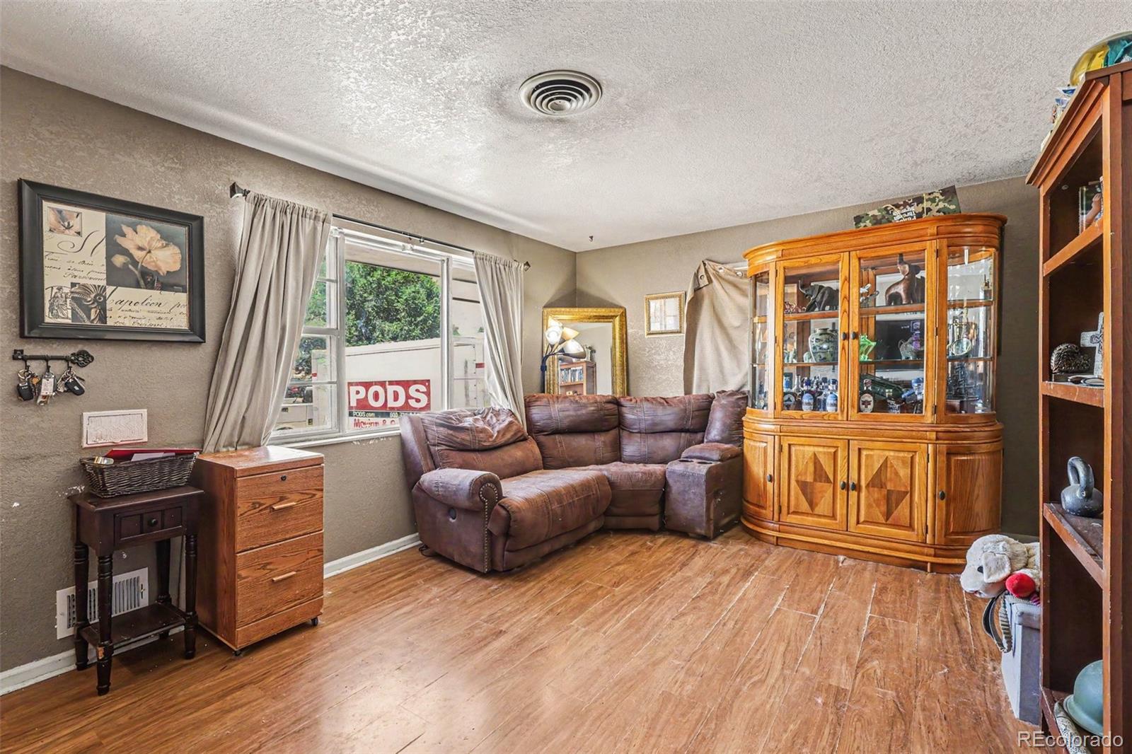 MLS Image #5 for 1680 e 112th place,denver, Colorado
