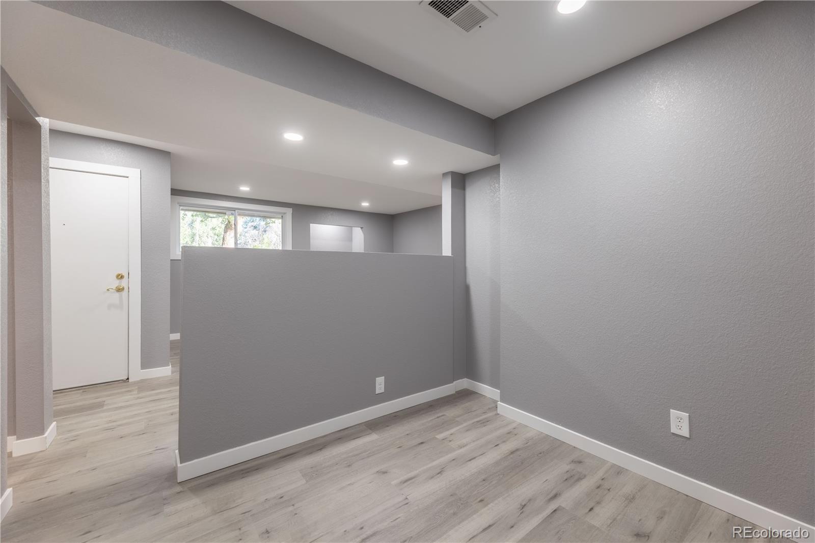 MLS Image #10 for 5300 e cherry creek south drive,denver, Colorado