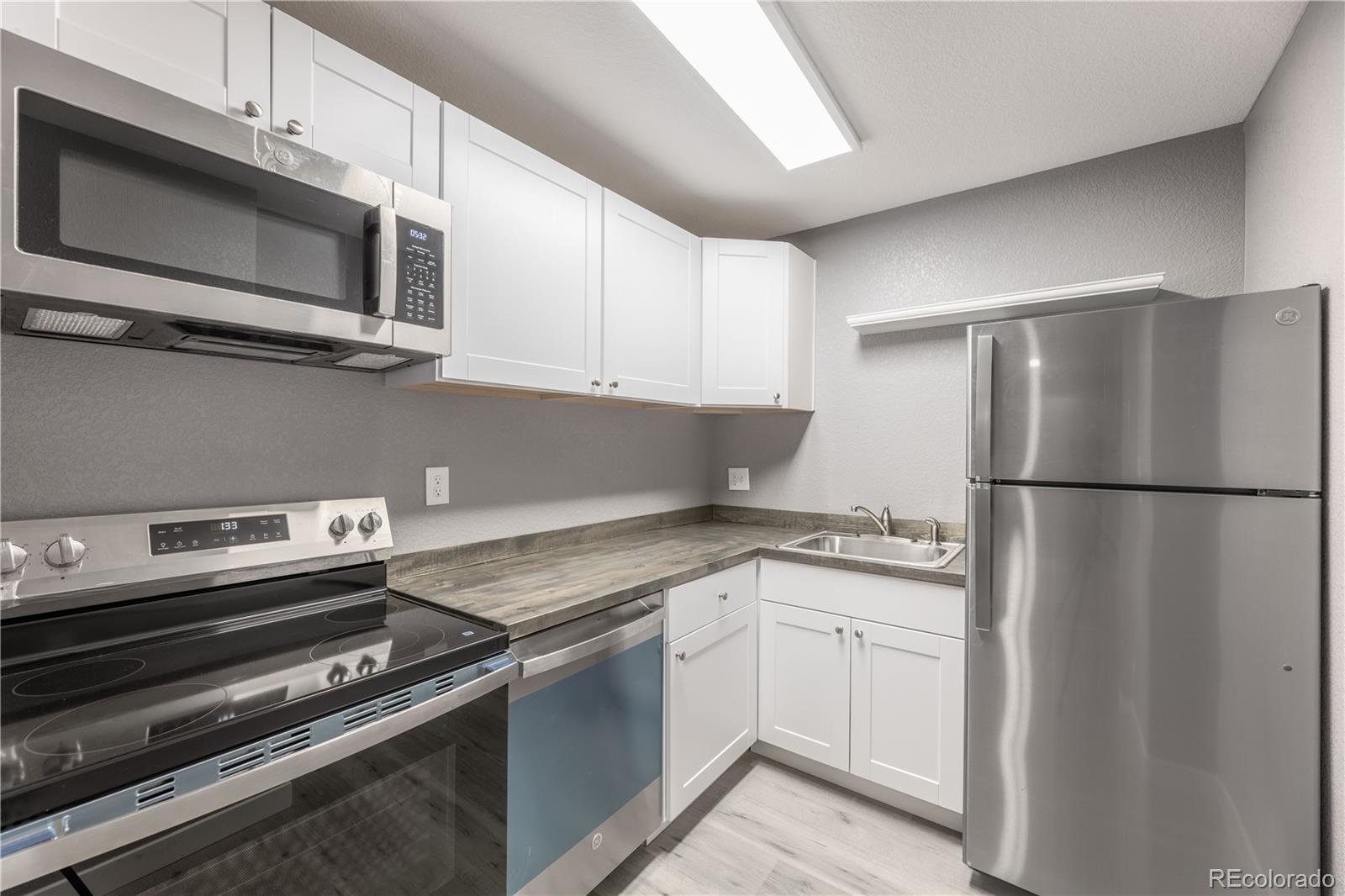 MLS Image #7 for 5300 e cherry creek south drive,denver, Colorado