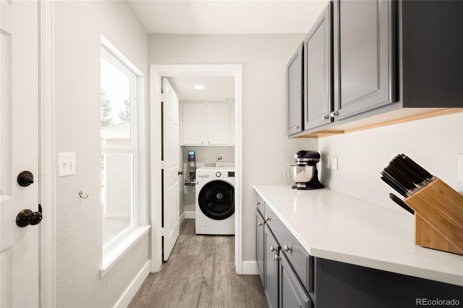 MLS Image #9 for 10274  rustic redwood way,littleton, Colorado