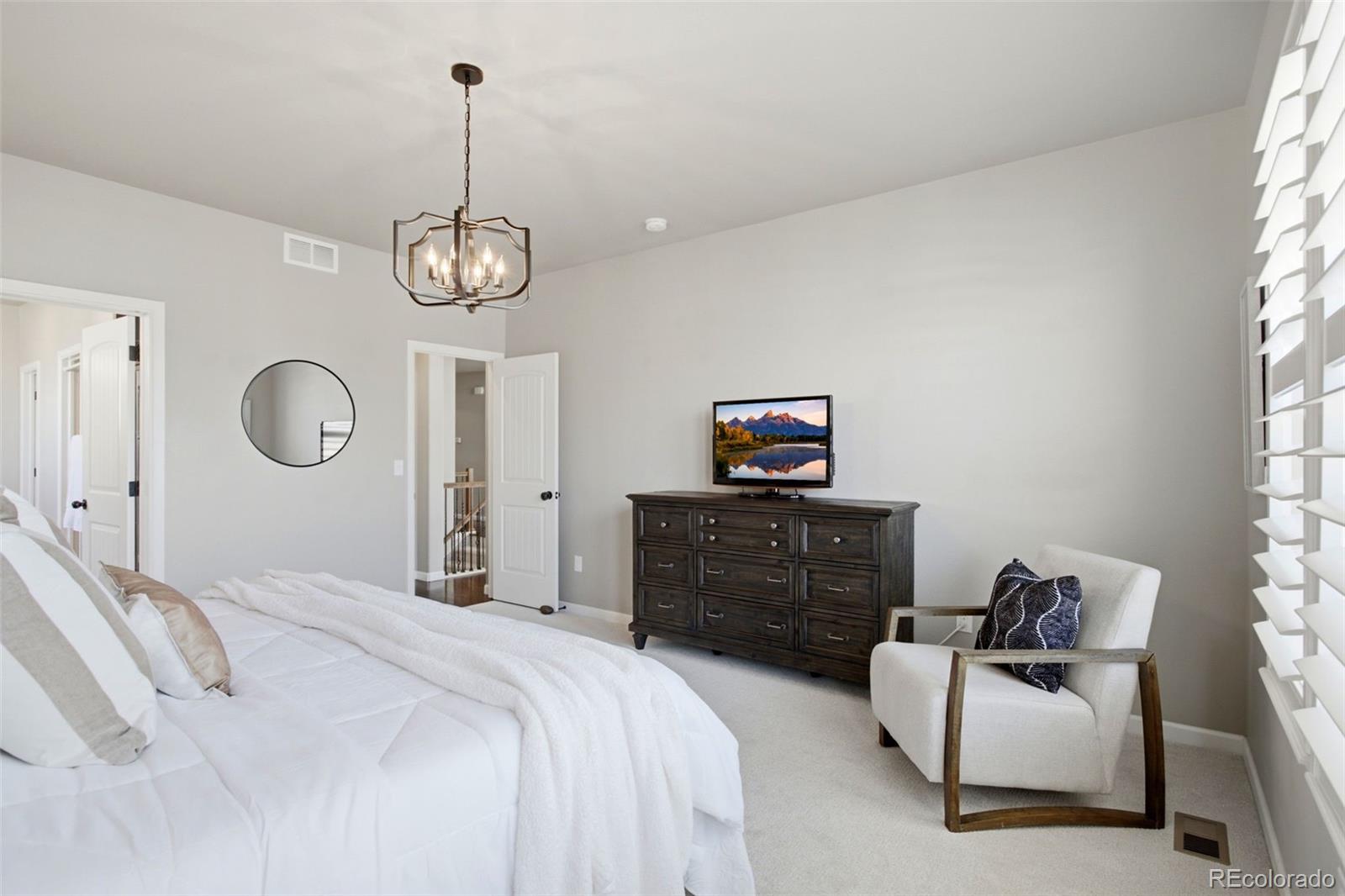 MLS Image #17 for 2284 s norse way,denver, Colorado