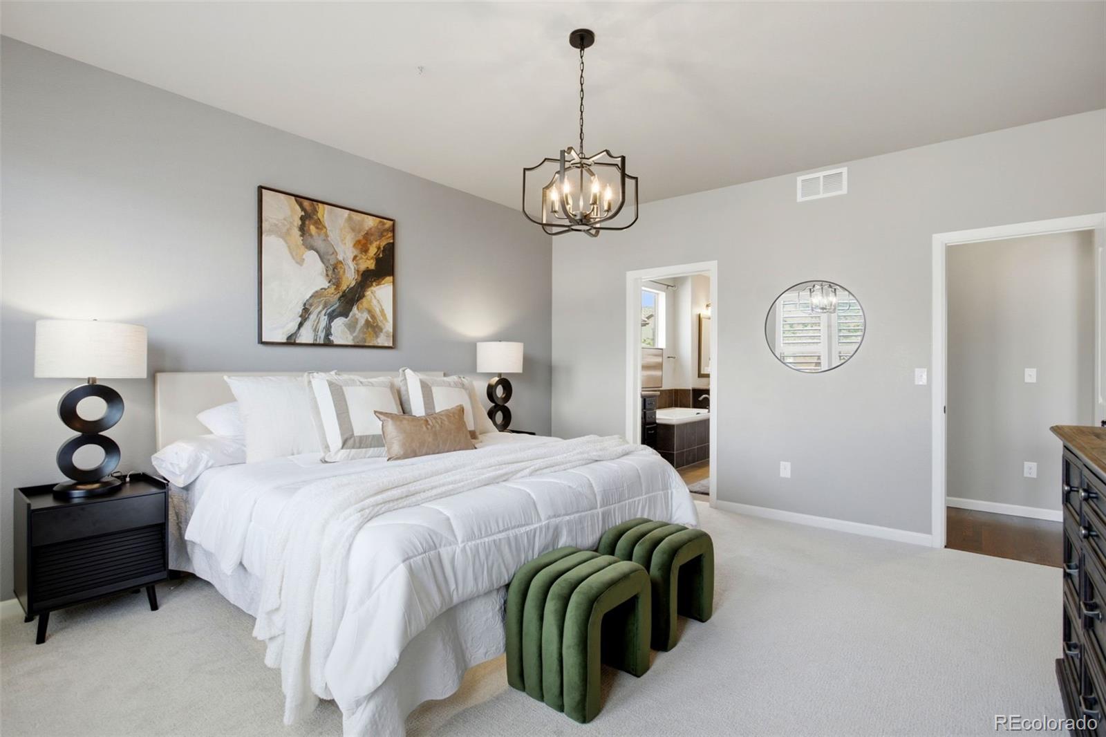 MLS Image #18 for 2284 s norse way,denver, Colorado