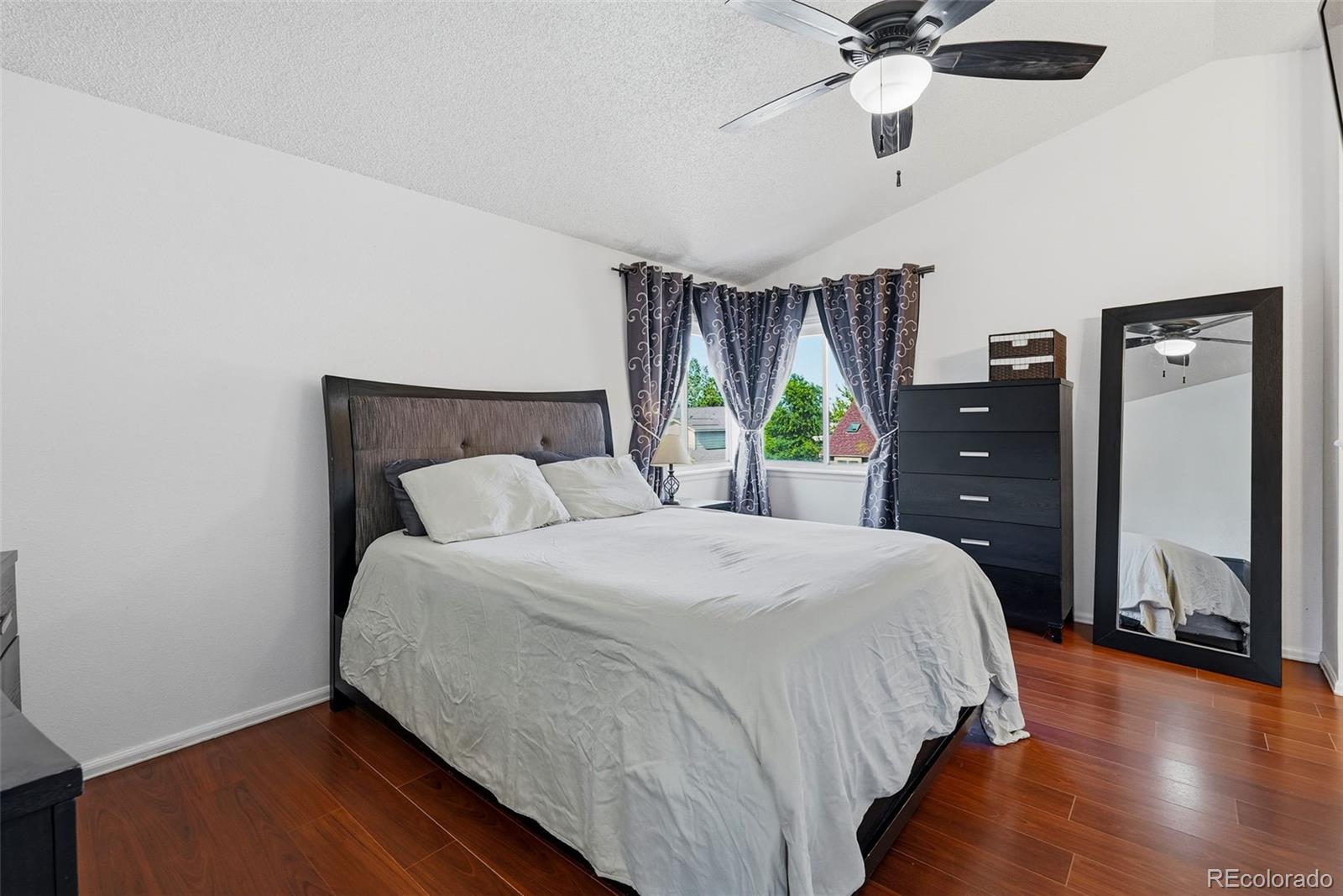 MLS Image #13 for 5035 s genoa street,aurora, Colorado