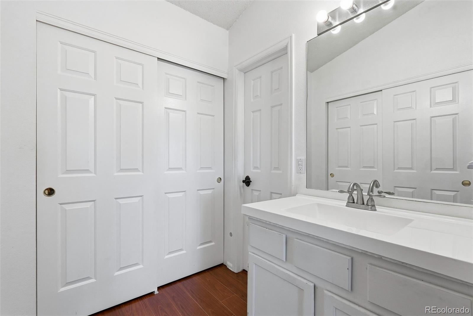 MLS Image #14 for 5035 s genoa street,aurora, Colorado