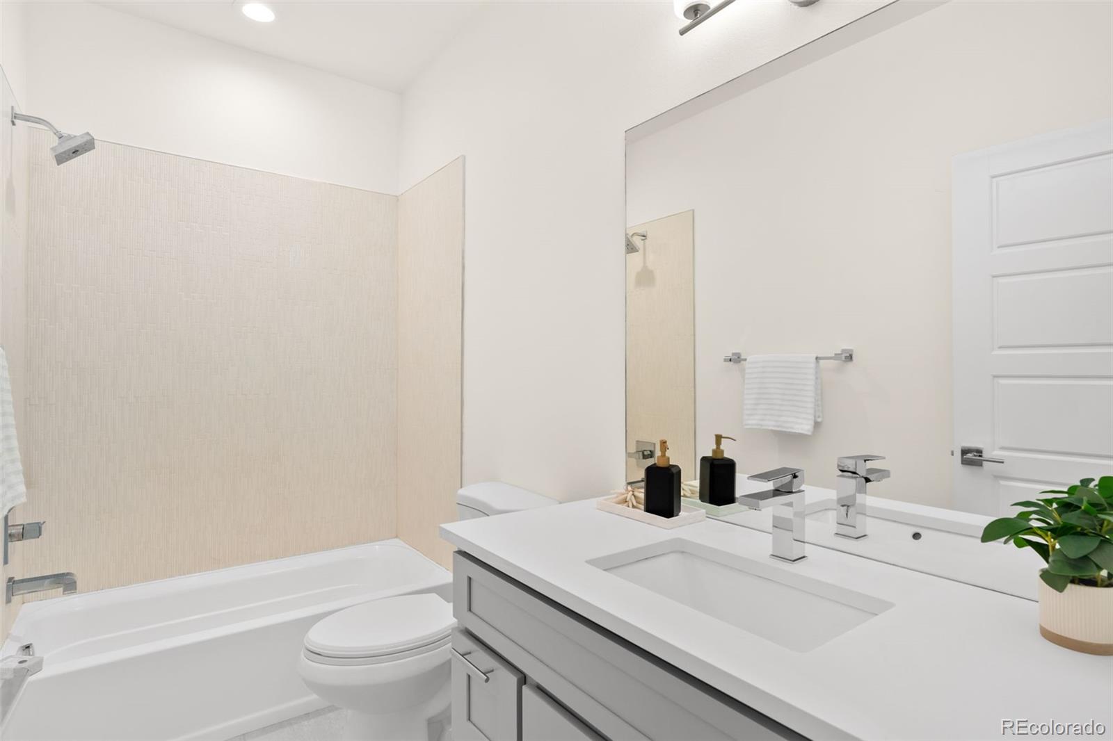 MLS Image #22 for 1029  julian street,denver, Colorado