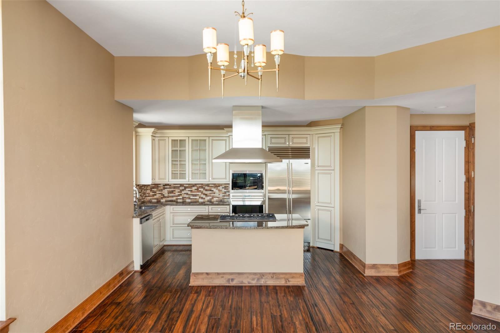 MLS Image #8 for 8100 e union avenue,denver, Colorado