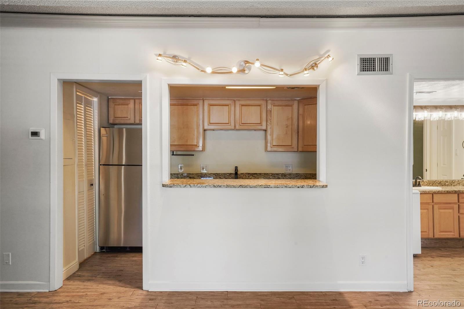 MLS Image #7 for 2525 s dayton way 1511,denver, Colorado