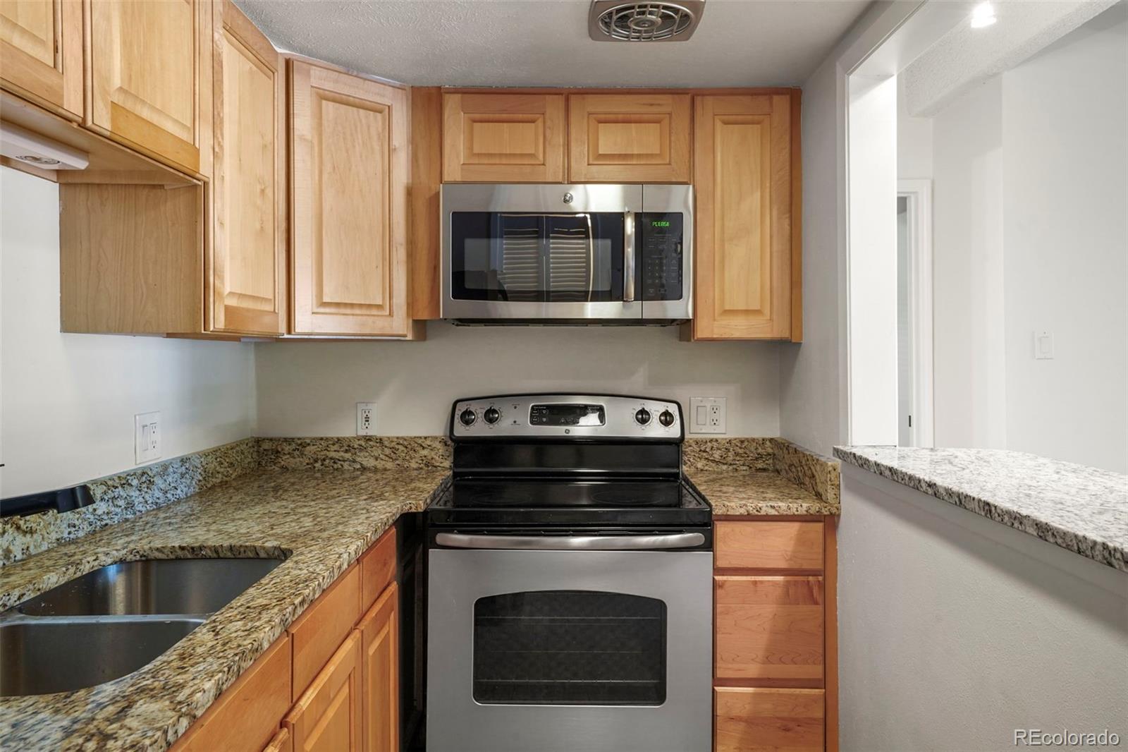 MLS Image #8 for 2525 s dayton way 1511,denver, Colorado