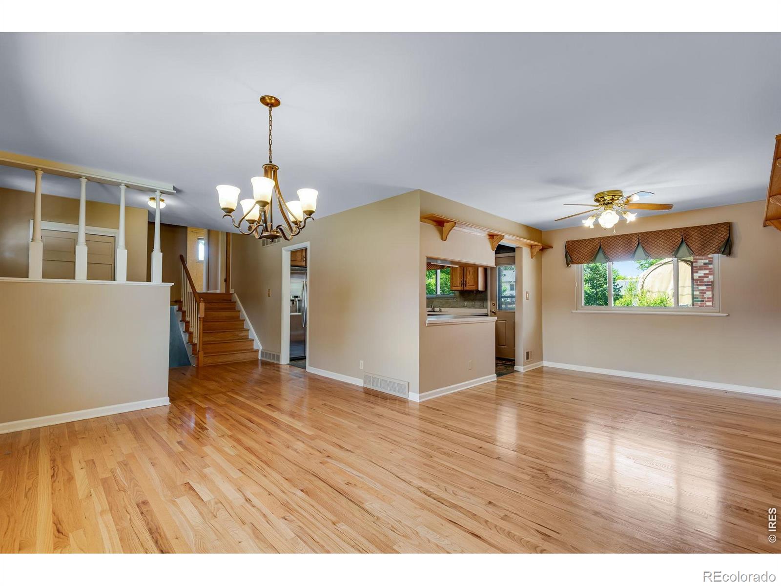 MLS Image #10 for 10903  bannock street,northglenn, Colorado