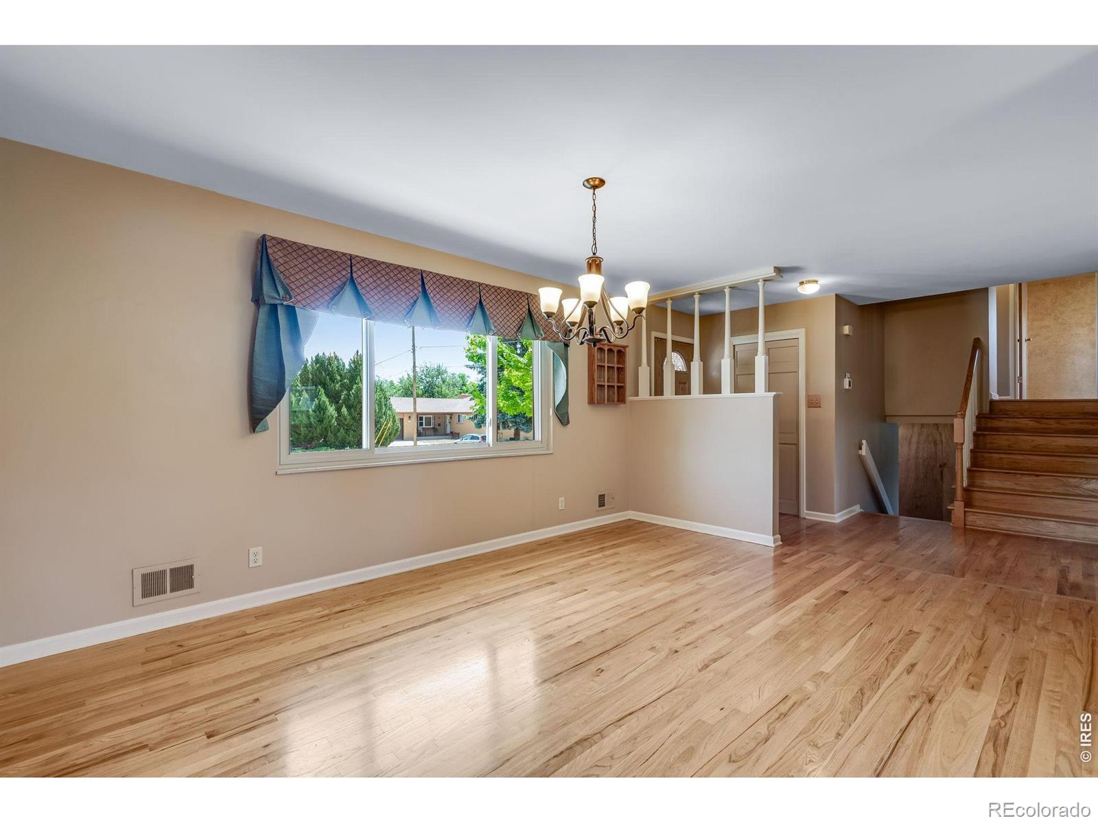 MLS Image #11 for 10903  bannock street,northglenn, Colorado