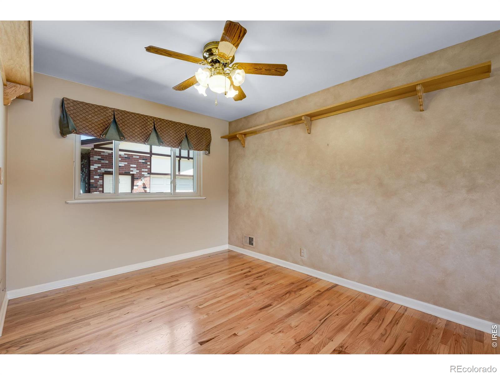 MLS Image #12 for 10903  bannock street,northglenn, Colorado