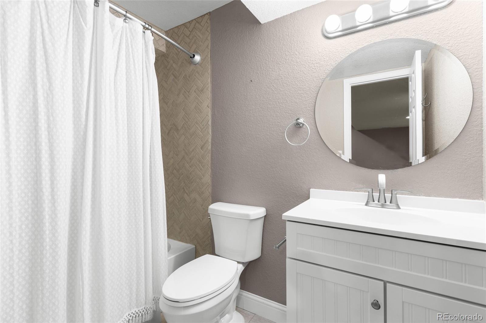 MLS Image #26 for 22027 e jamison place,aurora, Colorado