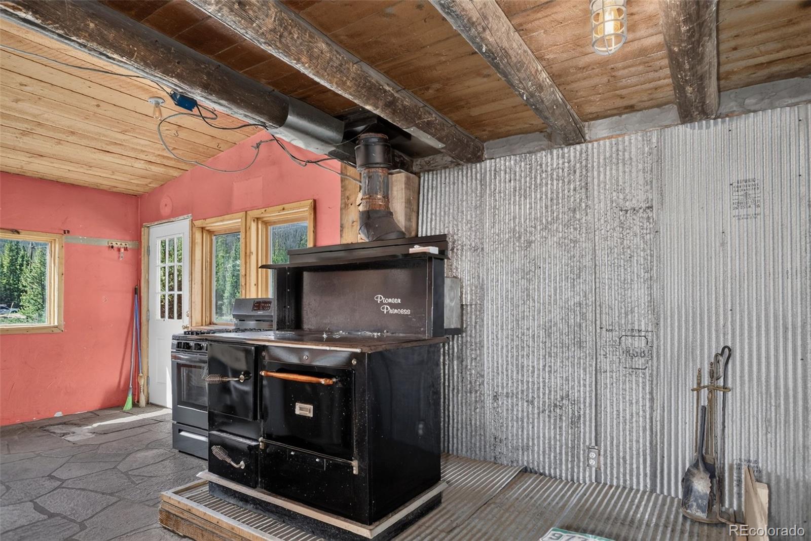 MLS Image #15 for 2546  cr-12 ,alma, Colorado