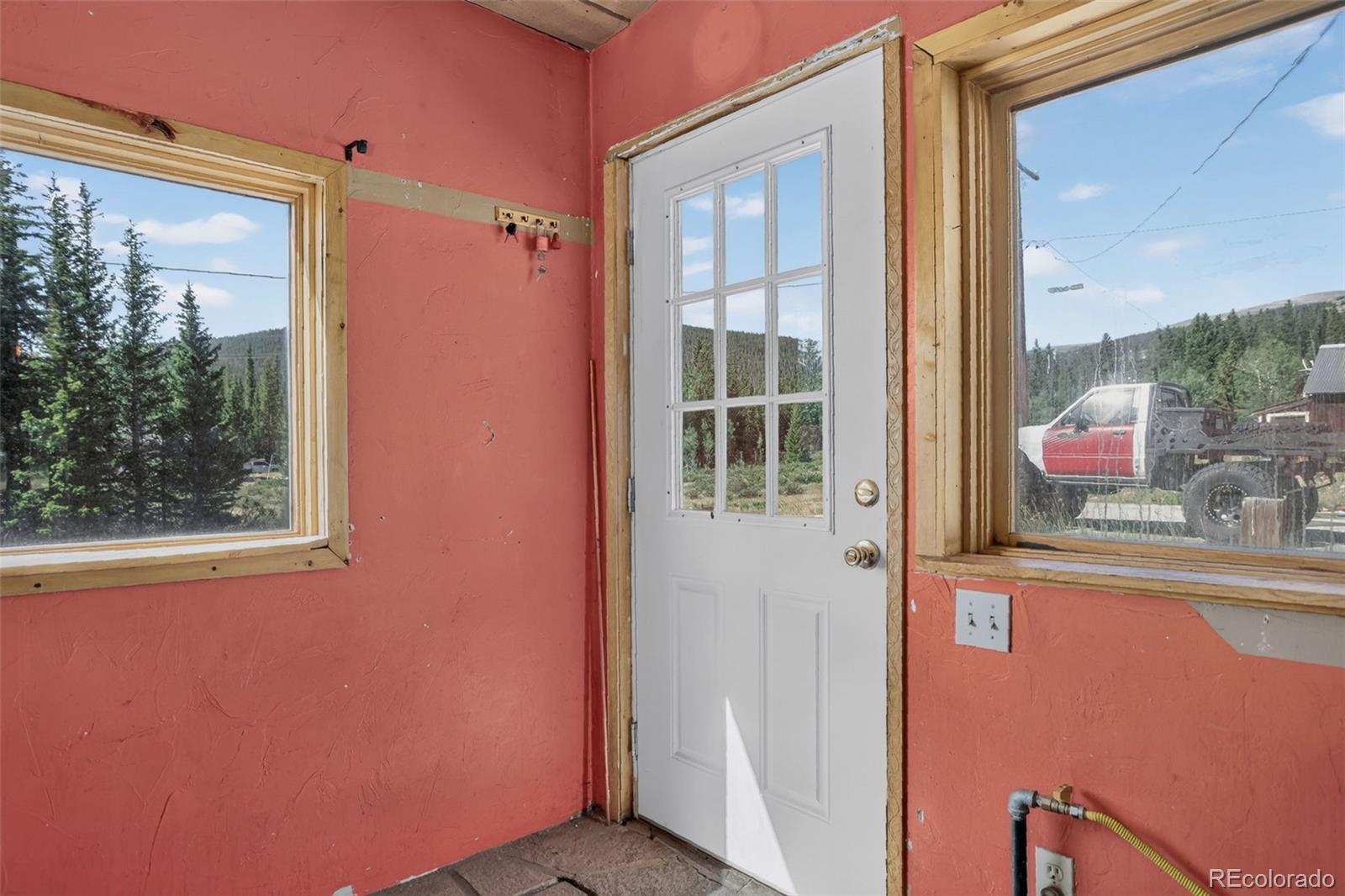 MLS Image #5 for 2546  cr-12 ,alma, Colorado