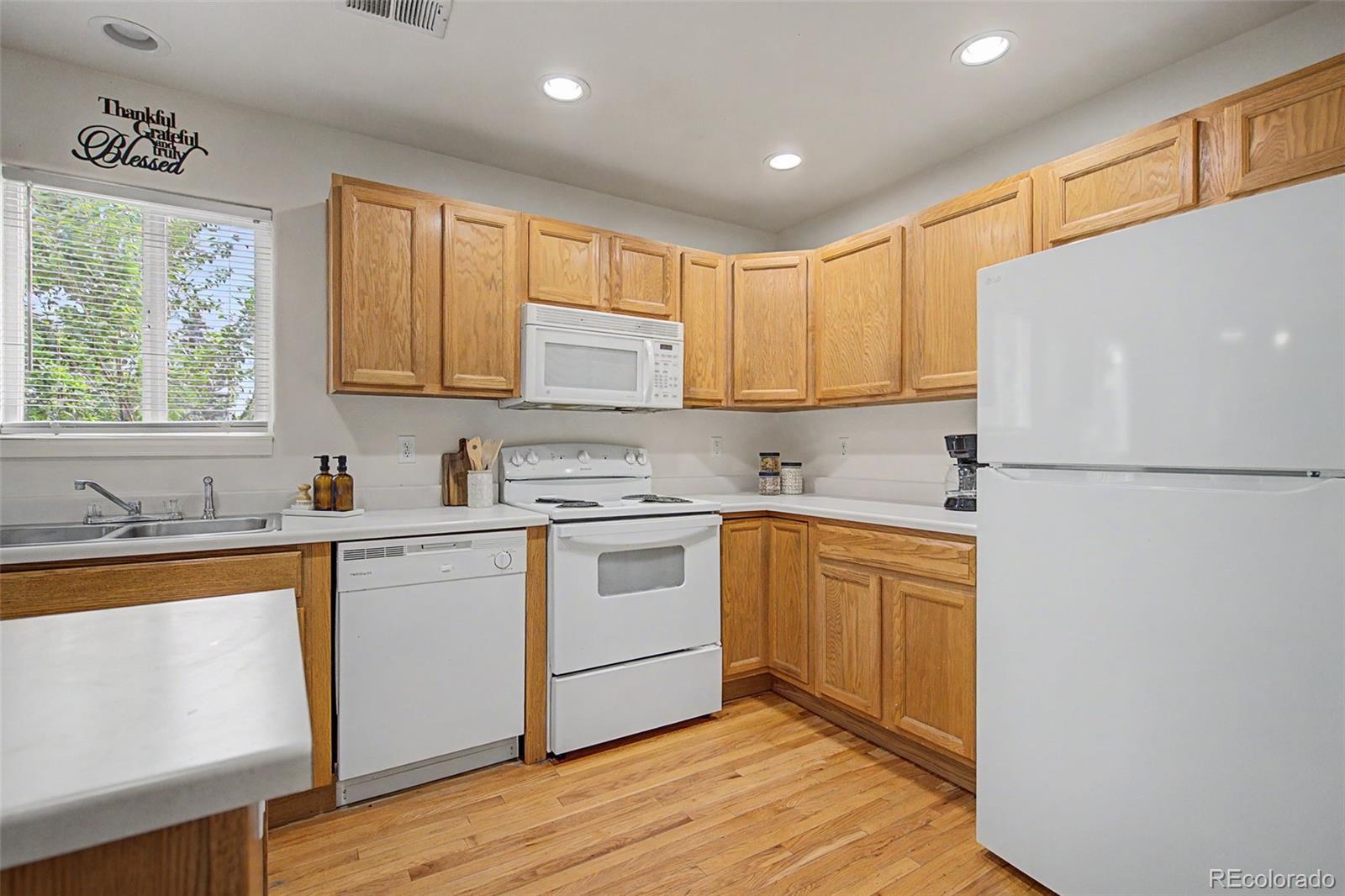 MLS Image #9 for 4975  universal heights,colorado springs, Colorado