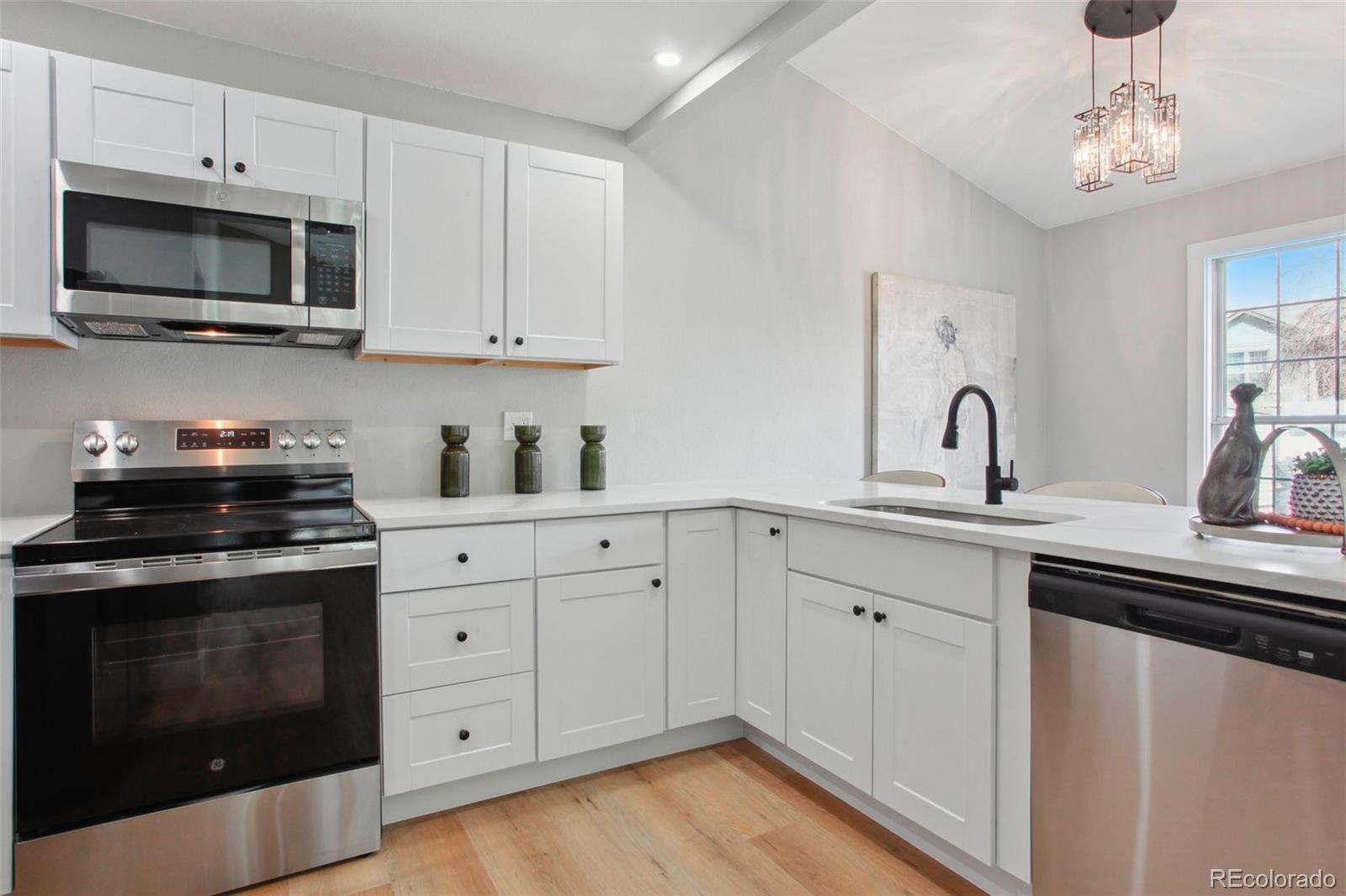 MLS Image #7 for 19644 e girard drive,aurora, Colorado