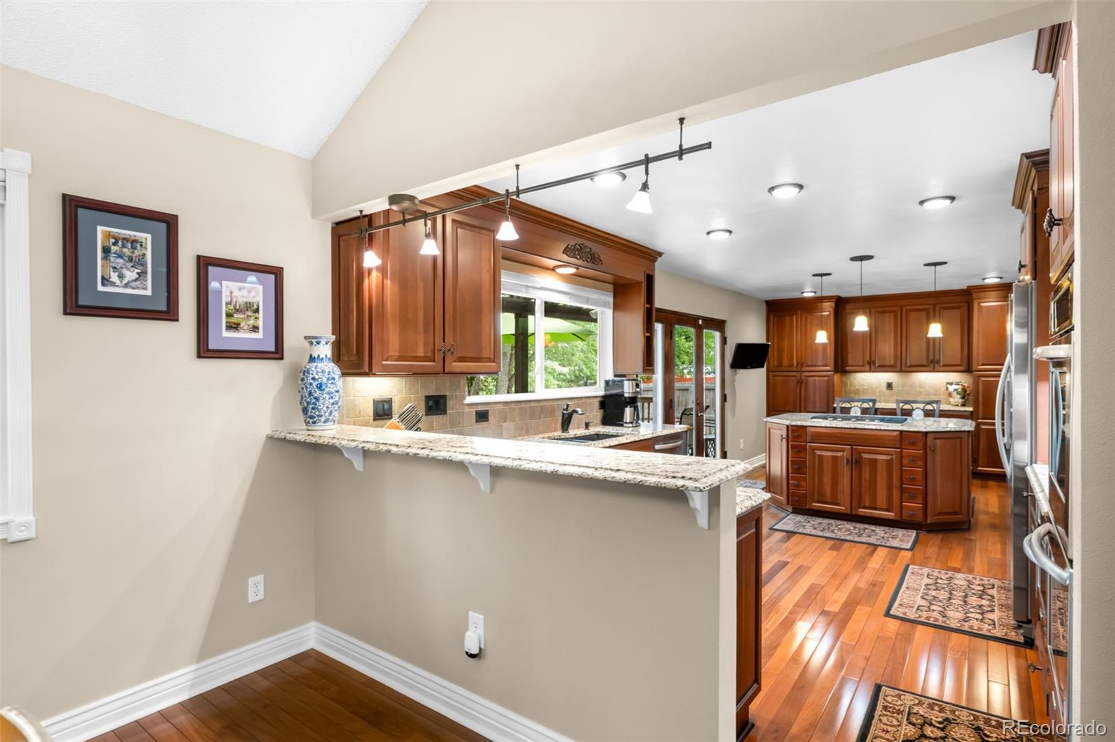MLS Image #13 for 6362 s emporia circle,englewood, Colorado