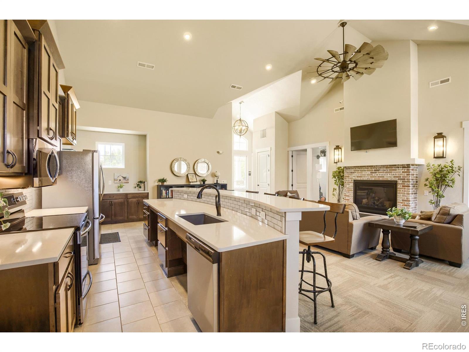 MLS Image #24 for 4780  hahns peak drive,loveland, Colorado