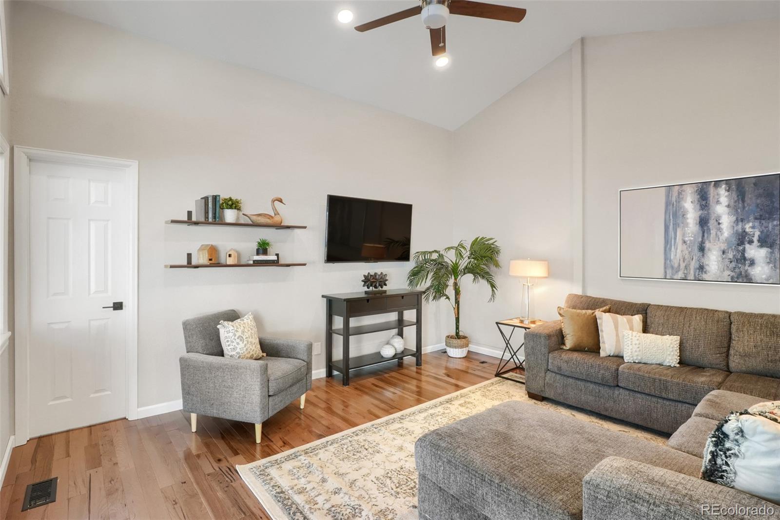 MLS Image #13 for 9920 w 54th avenue,arvada, Colorado