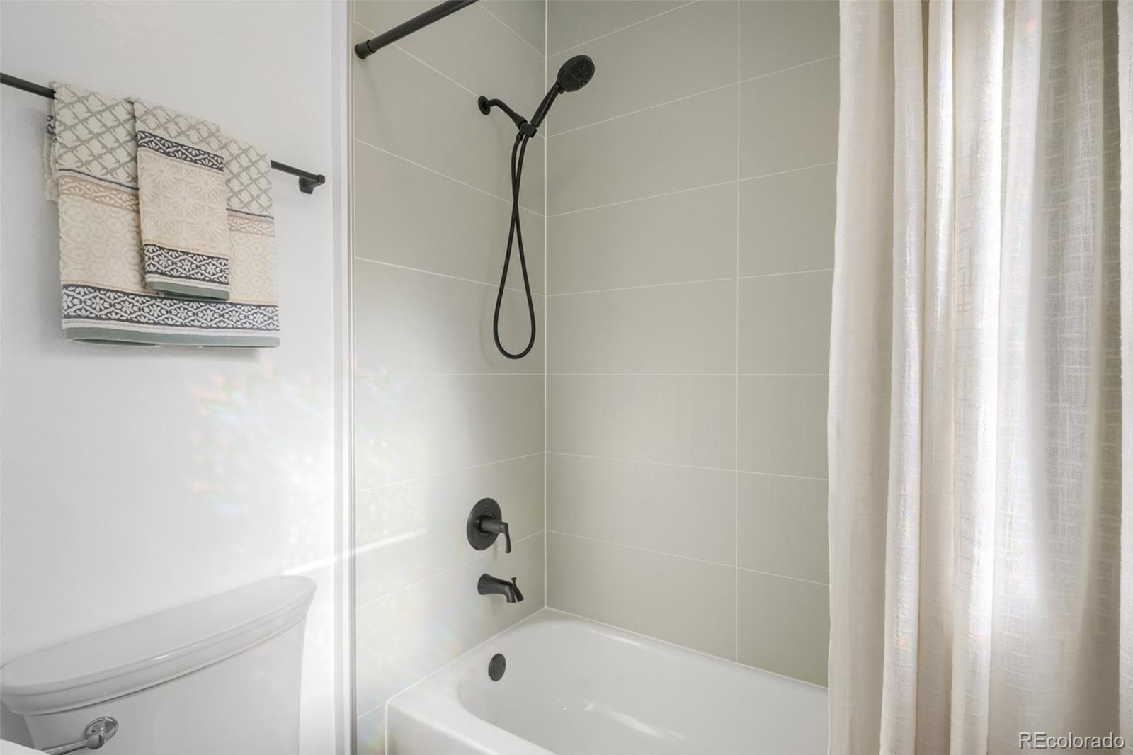 MLS Image #19 for 9920 w 54th avenue,arvada, Colorado