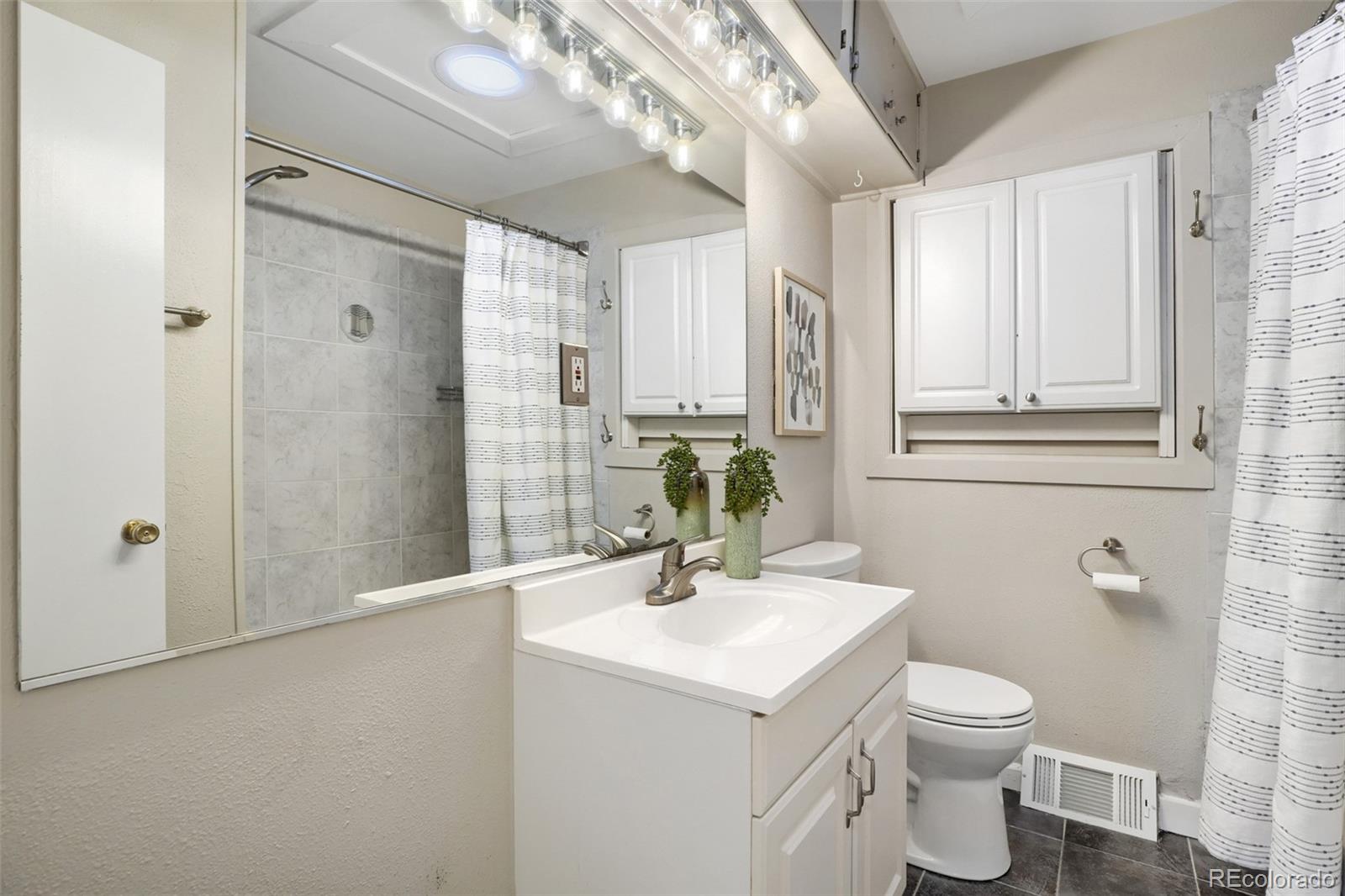 MLS Image #22 for 9920 w 54th avenue,arvada, Colorado