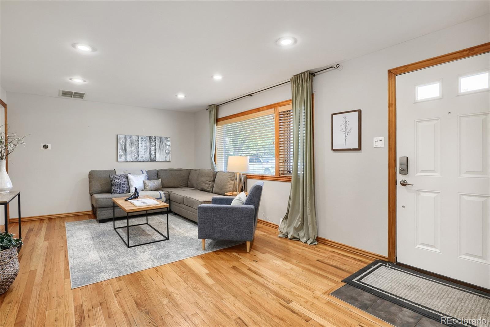 MLS Image #6 for 9920 w 54th avenue,arvada, Colorado