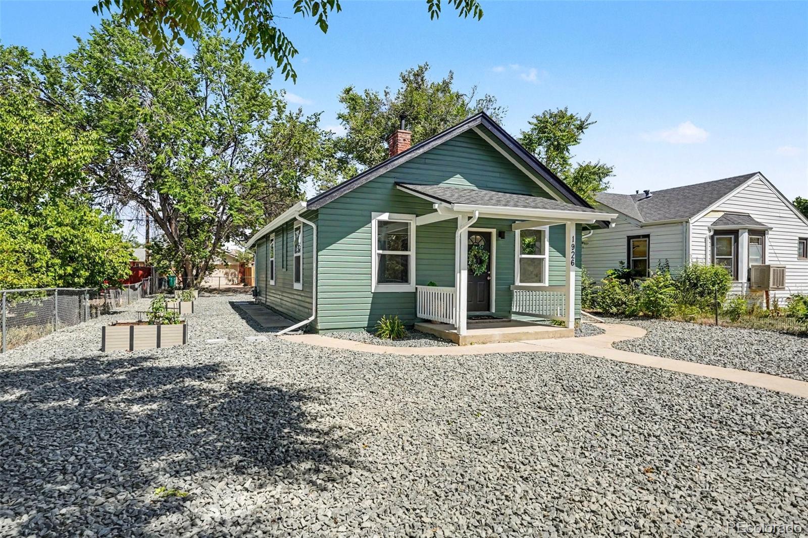 MLS Image #1 for 1926  hanover street,aurora, Colorado