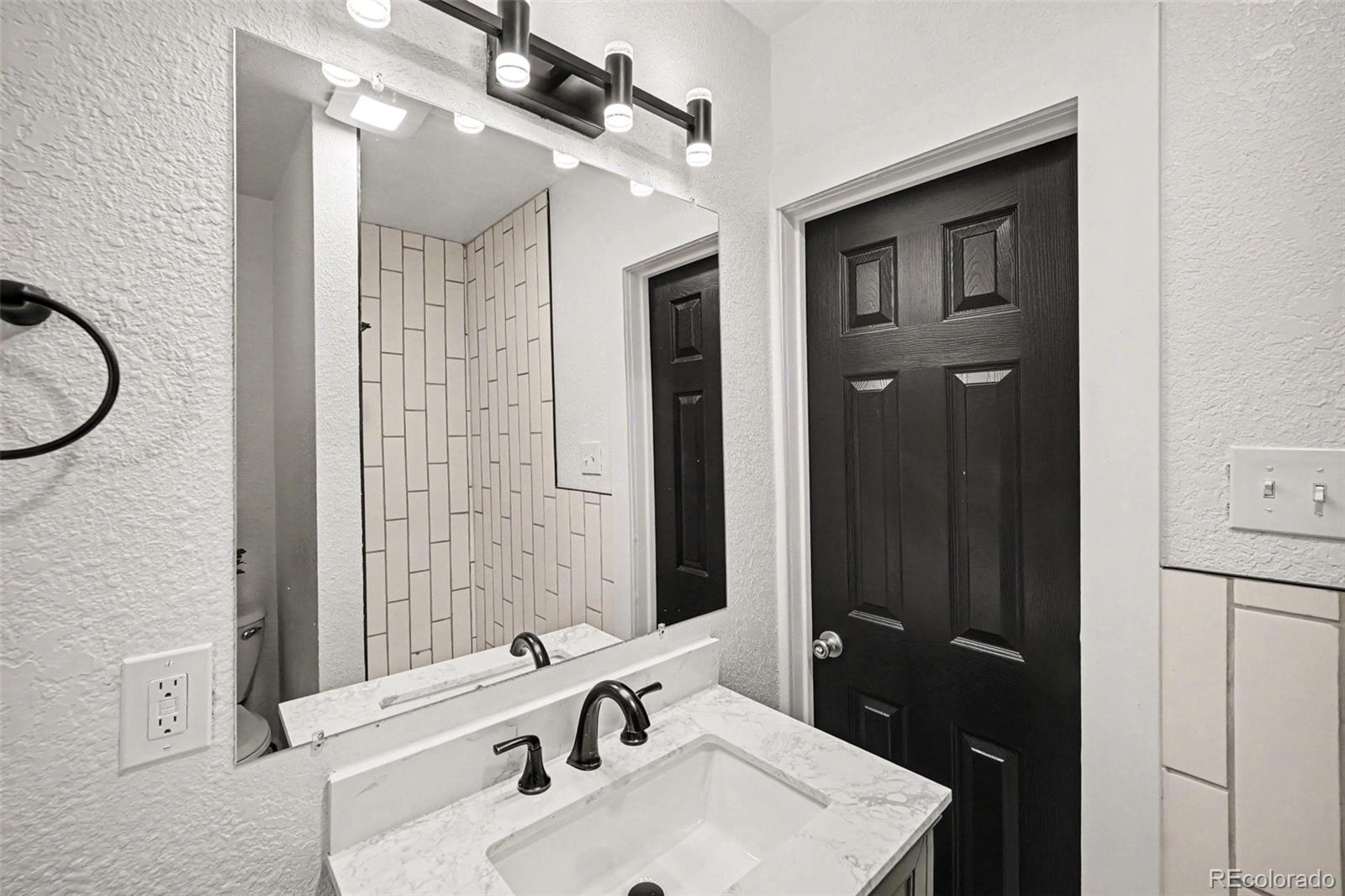 MLS Image #11 for 1926  hanover street,aurora, Colorado