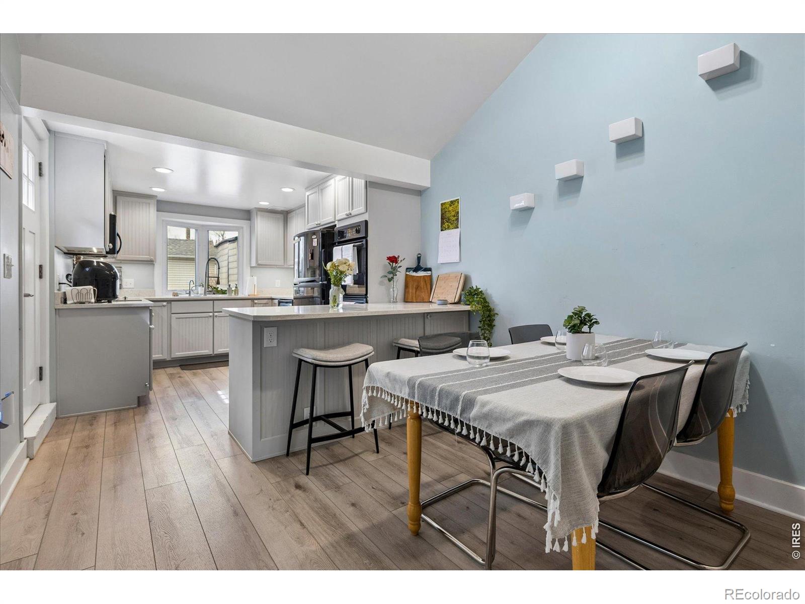 MLS Image #11 for 1819 s madison street,denver, Colorado