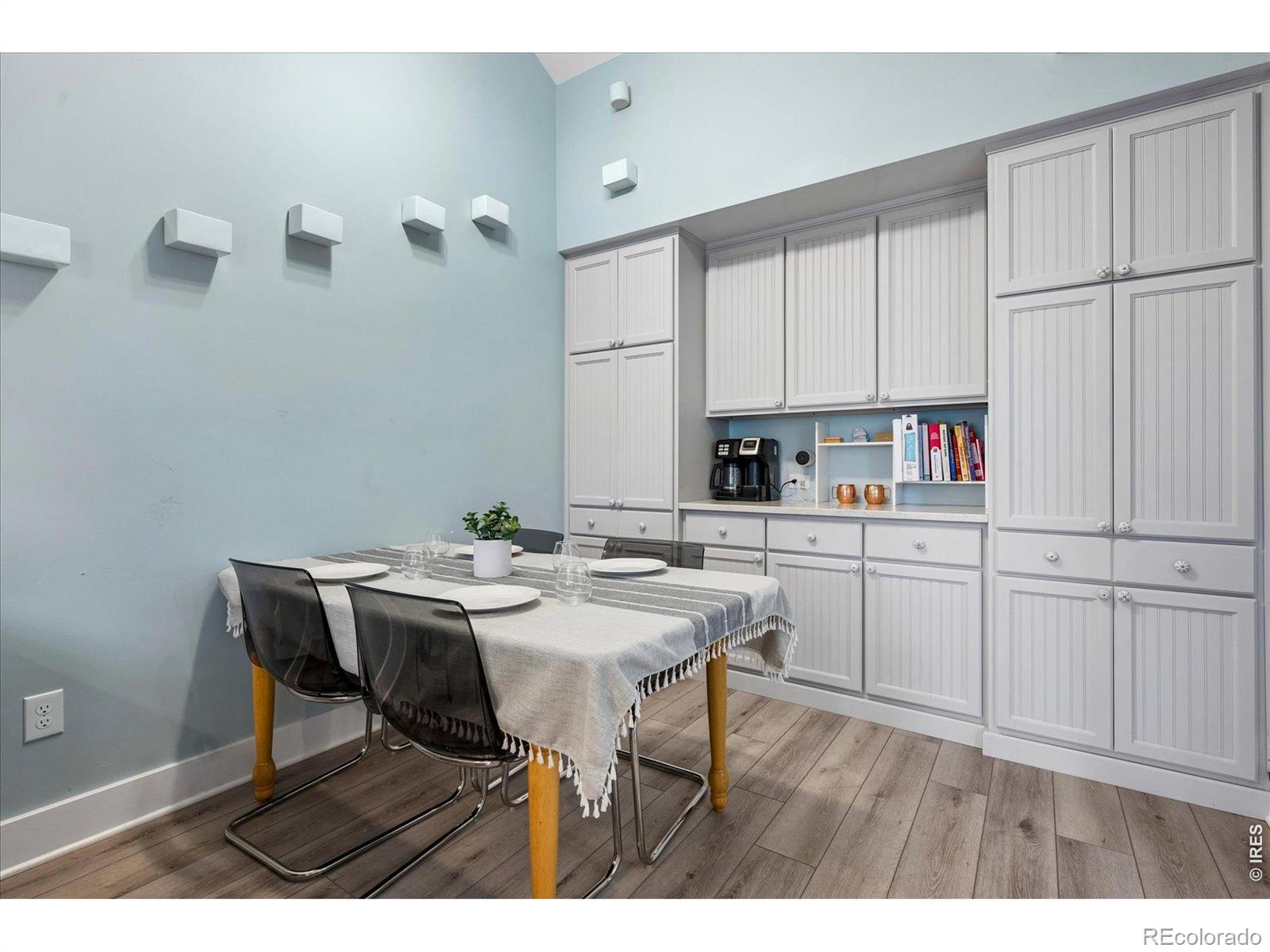 MLS Image #14 for 1819 s madison street,denver, Colorado
