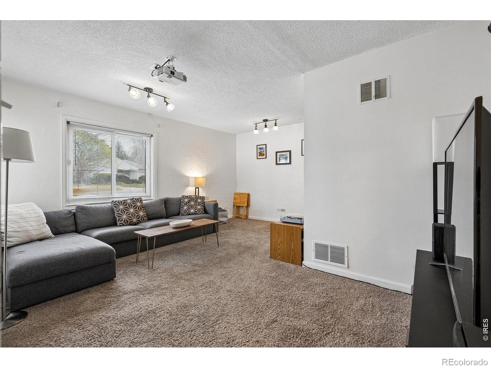 MLS Image #2 for 1819 s madison street,denver, Colorado
