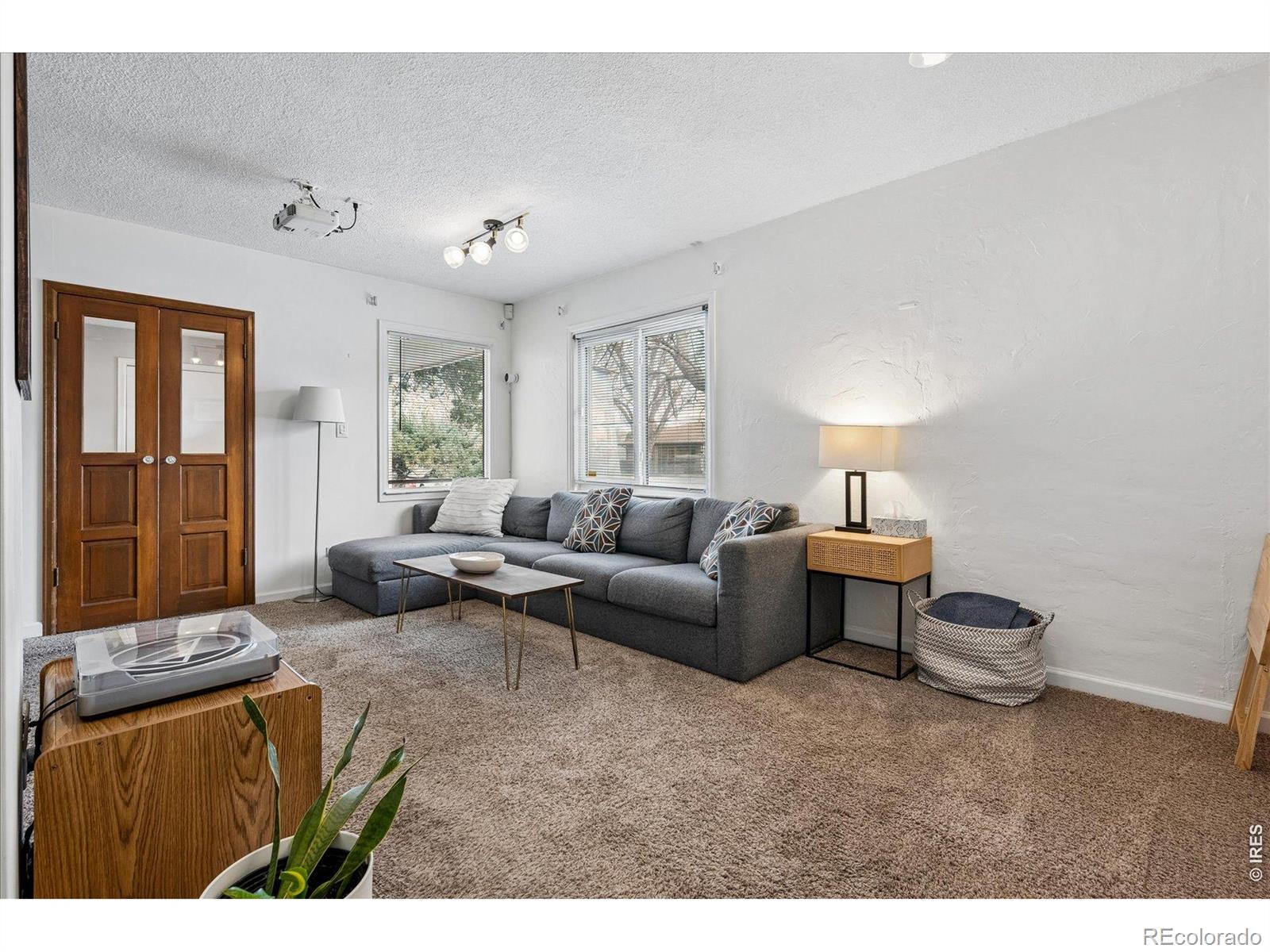 MLS Image #5 for 1819 s madison street,denver, Colorado