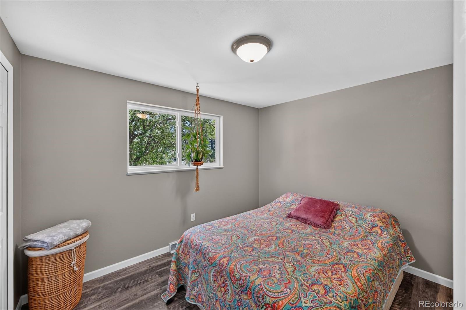 MLS Image #12 for 9605  damon drive,denver, Colorado