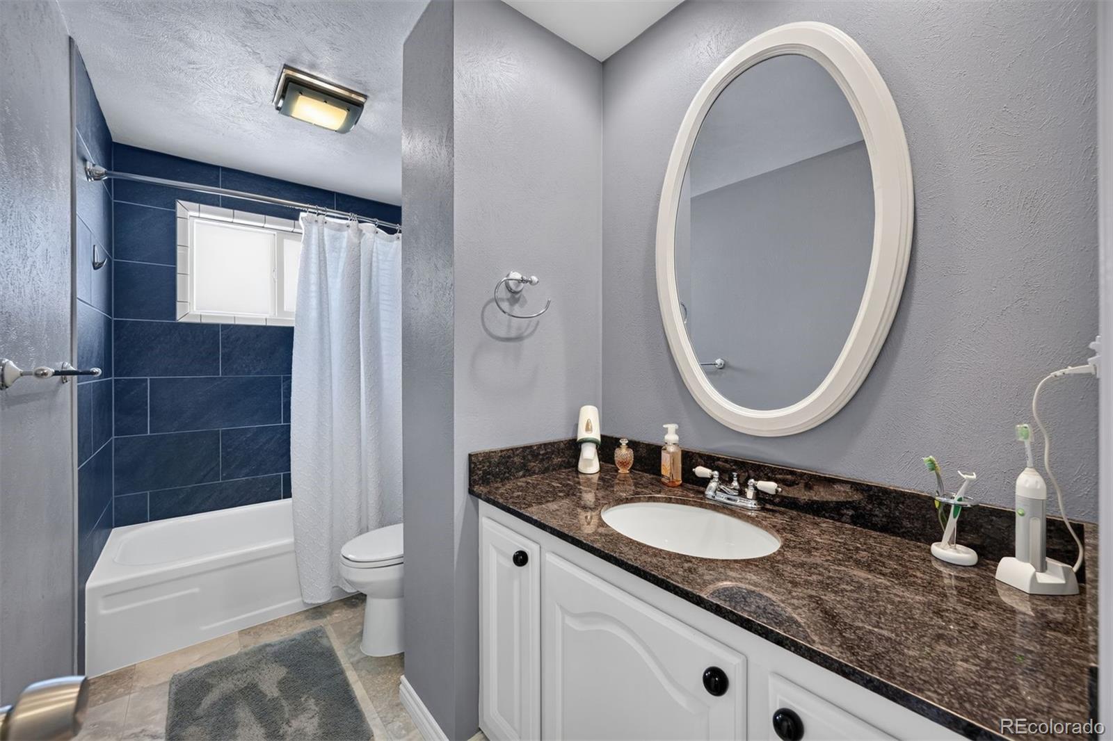 MLS Image #13 for 9605  damon drive,denver, Colorado