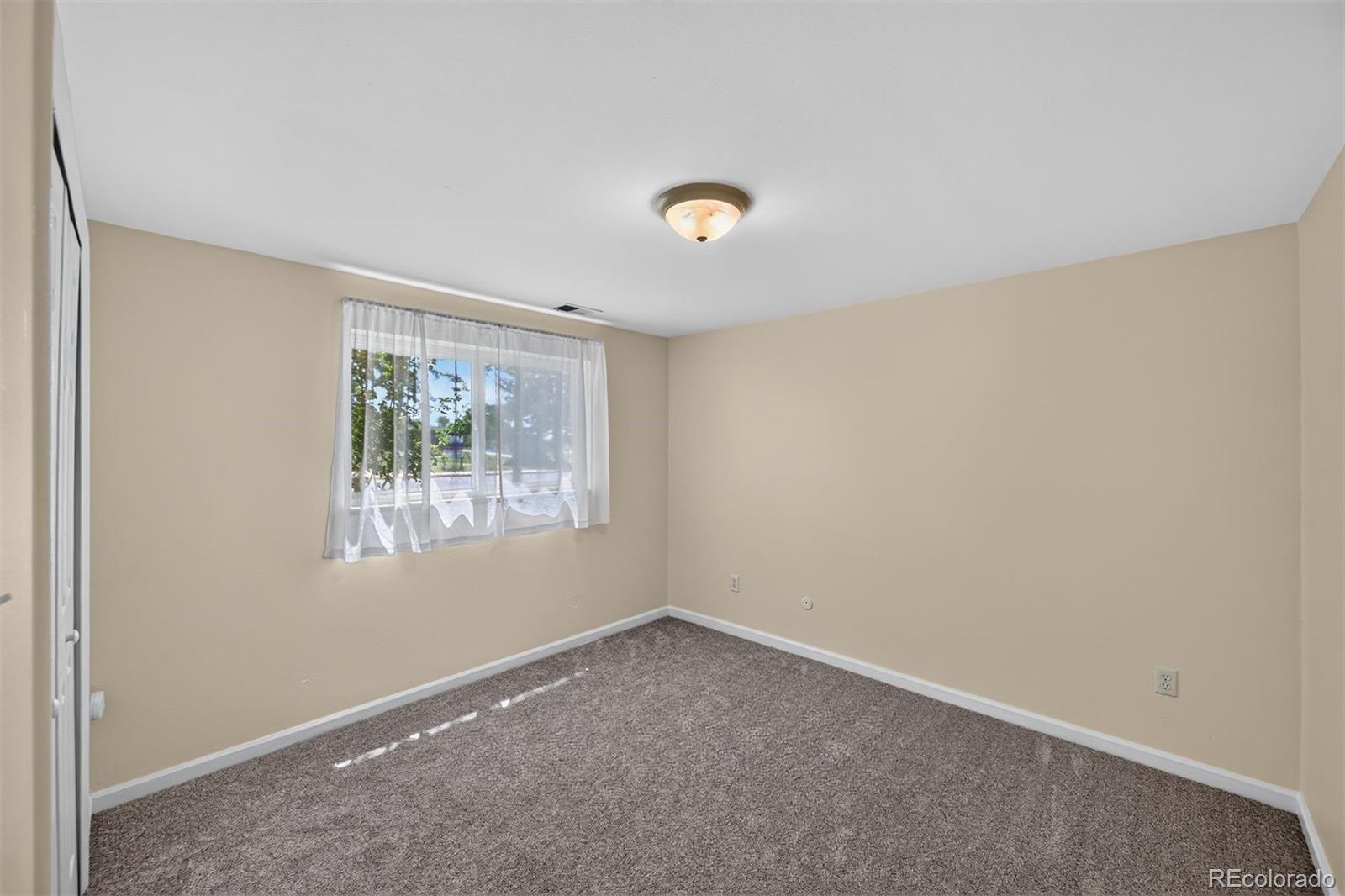 MLS Image #17 for 9605  damon drive,denver, Colorado