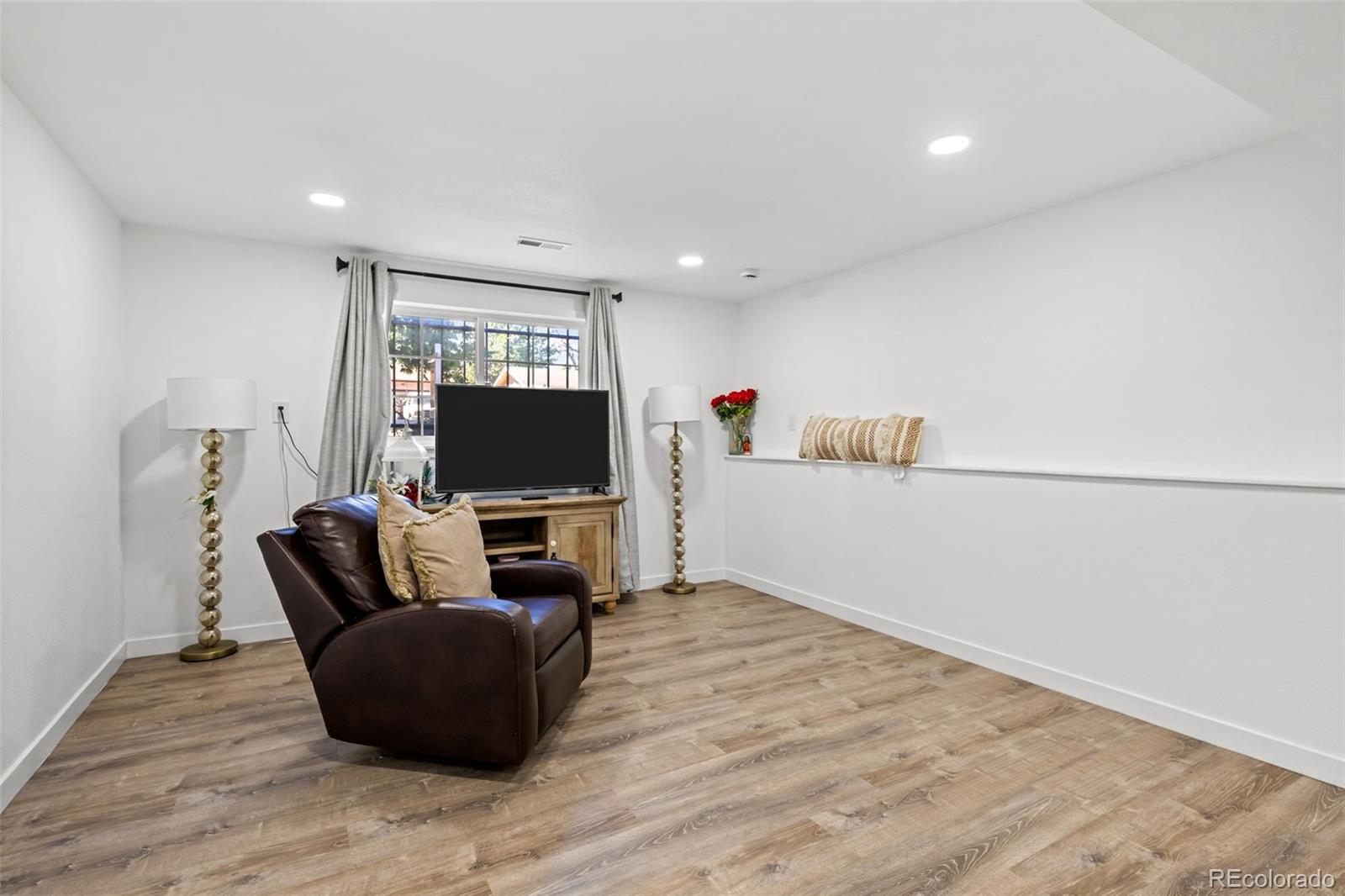 MLS Image #17 for 12147 e hawaii drive,aurora, Colorado