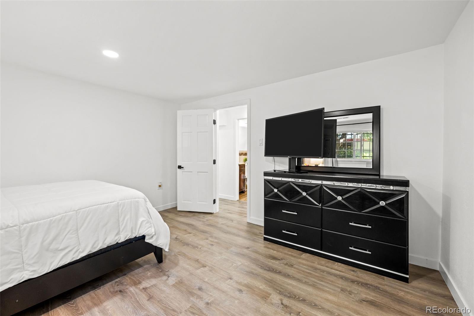 MLS Image #22 for 12147 e hawaii drive,aurora, Colorado