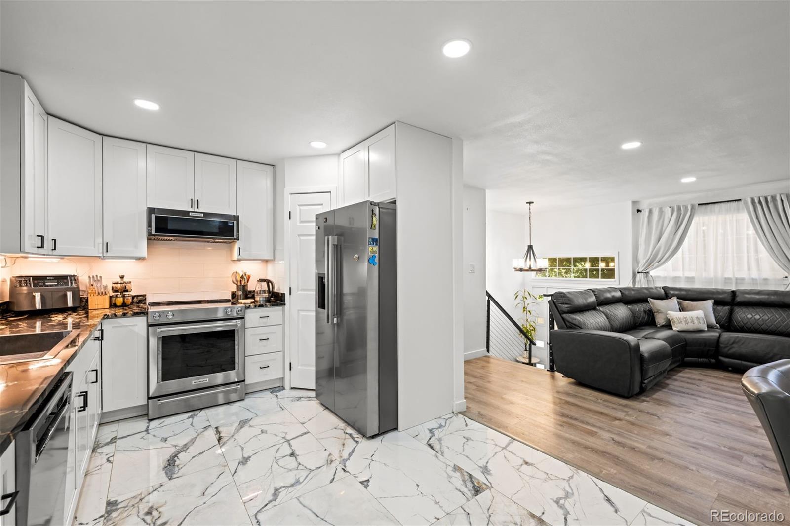 MLS Image #9 for 12147 e hawaii drive,aurora, Colorado