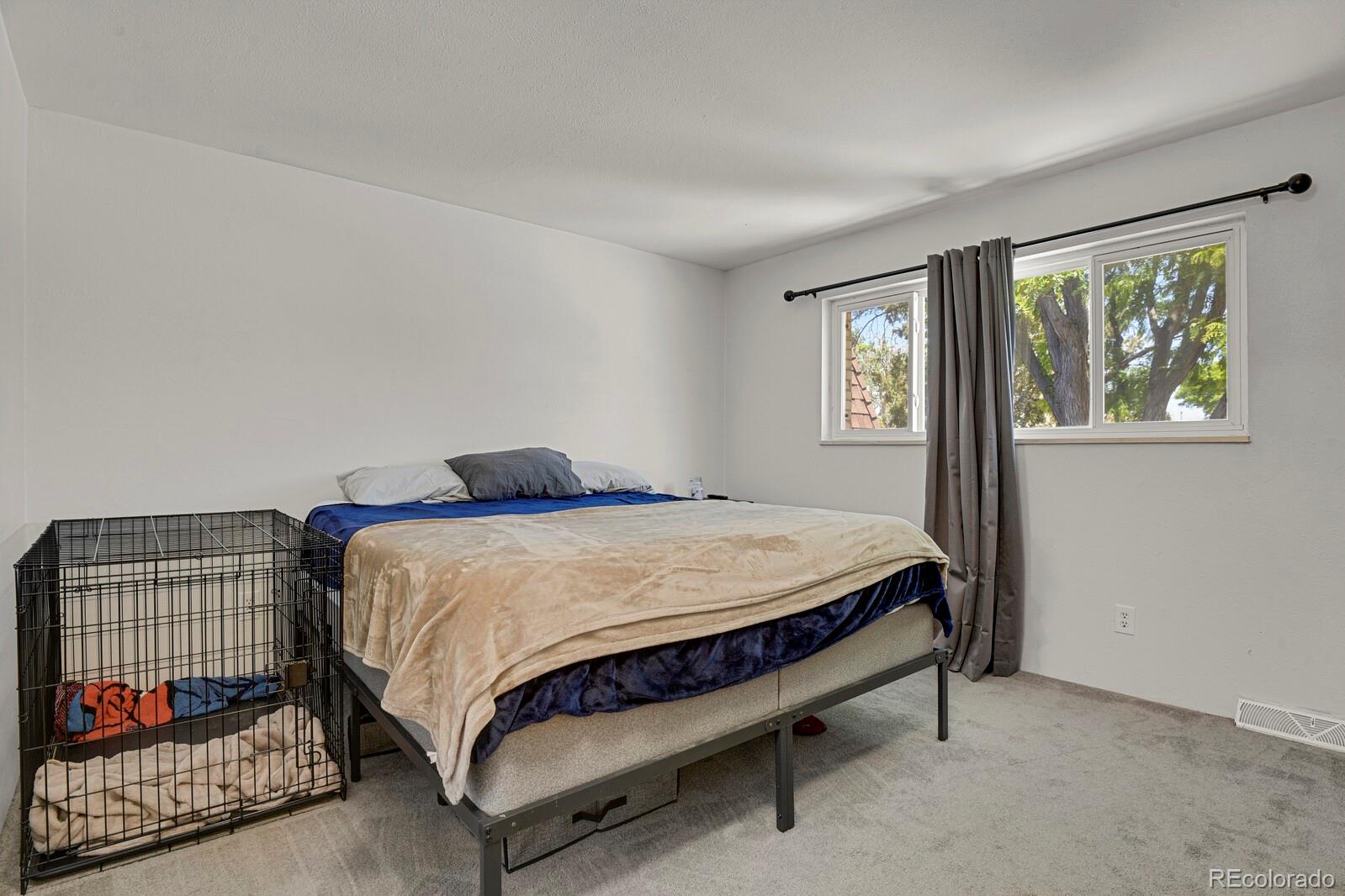 MLS Image #14 for 1235 s monaco street parkway,denver, Colorado