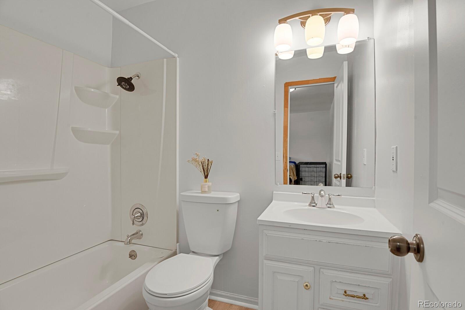 MLS Image #16 for 1235 s monaco street parkway,denver, Colorado