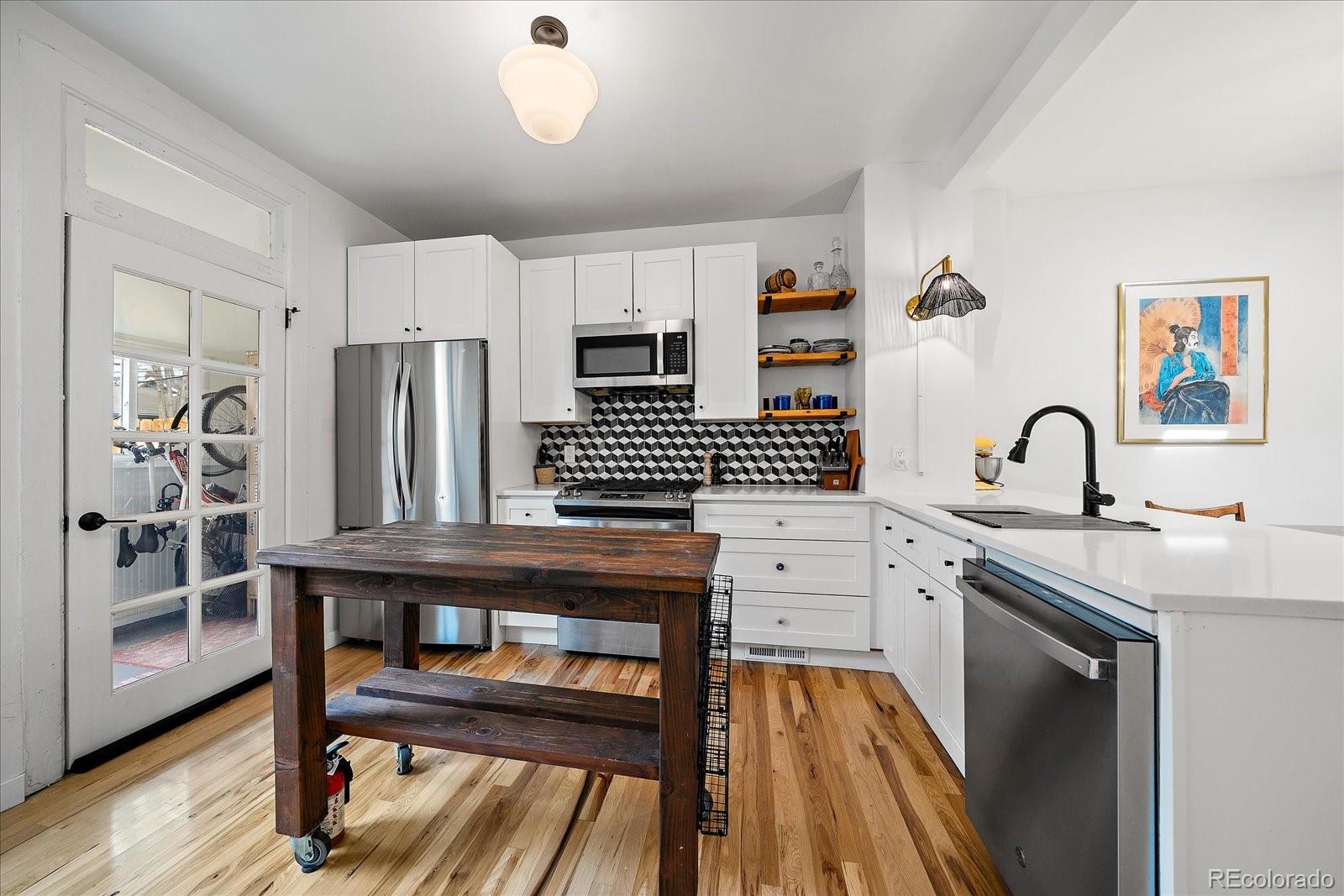 MLS Image #6 for 217 e cedar avenue,denver, Colorado