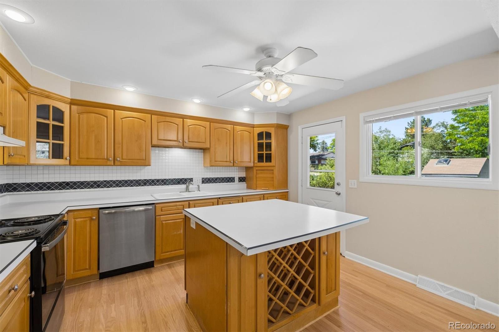 MLS Image #17 for 7229 s tamarac court,centennial, Colorado